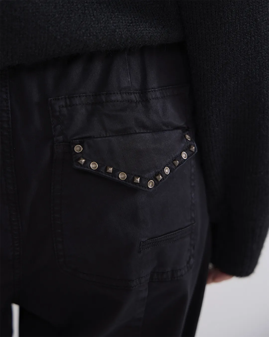SUMMUM WOMAN CARGO PANTS SOFT STRETCH SATEEN BLACK 4S270712142